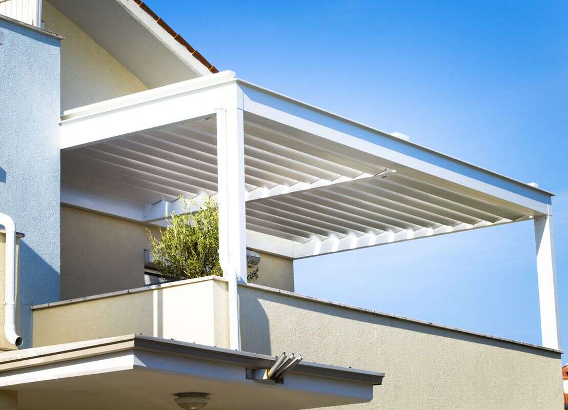 Pergola bioclimatique Rénoval